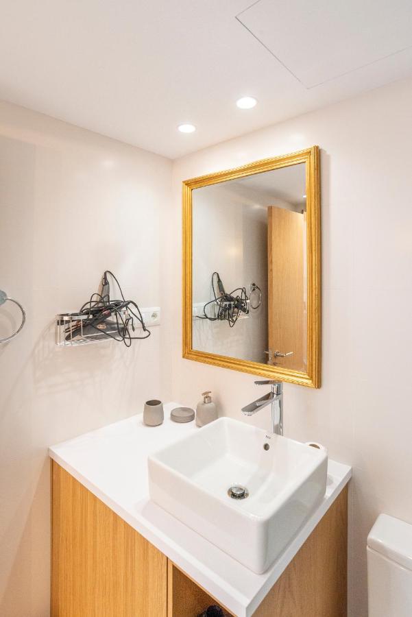 Apartamento 'El Balcon De La Malagueta' Malaga Bagian luar foto