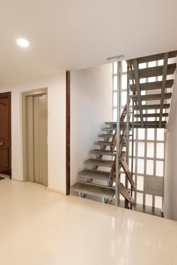 Apartamento 'El Balcon De La Malagueta' Malaga Bagian luar foto